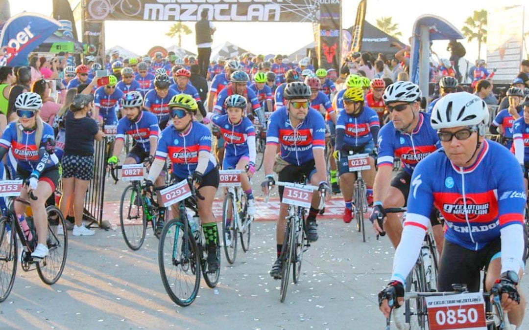 Mazatlán sigue de fiesta, ahora sobre ruedas