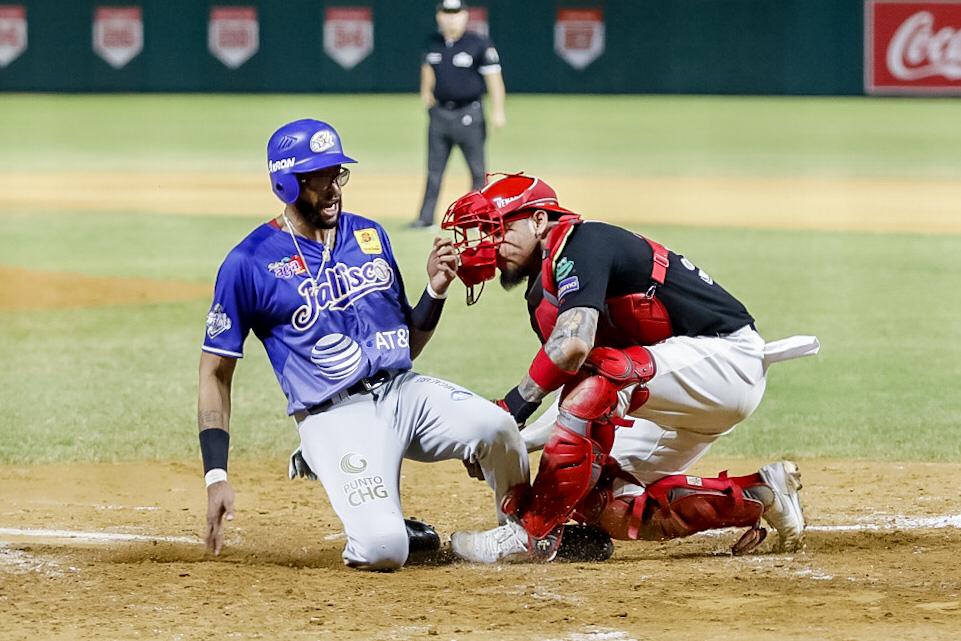 Desaparece pitcheo y bateo porteño en último de la serie